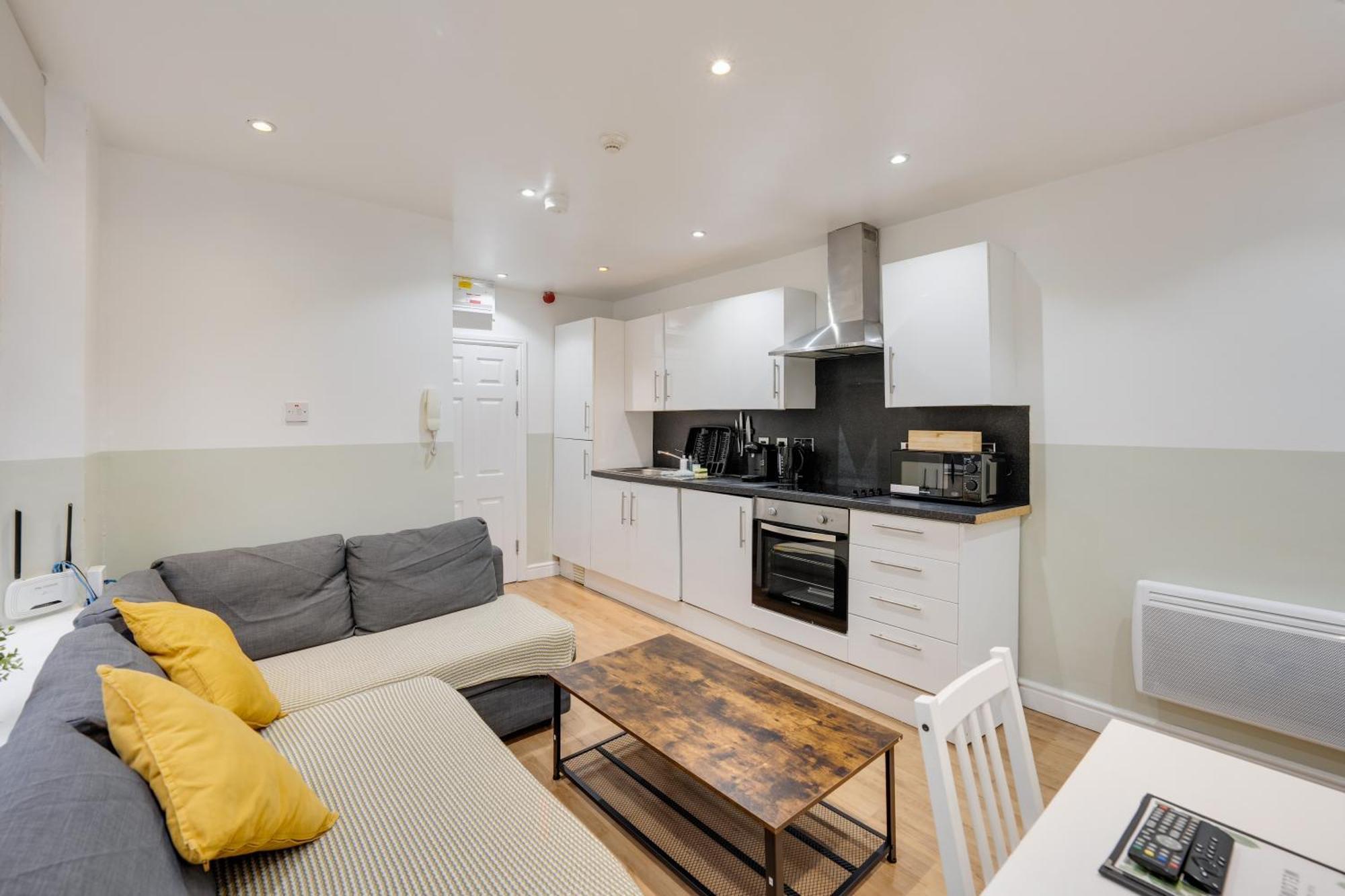 2 Bedroom Apartment For Up To 6 Nr Centre Cardiff Exterior foto